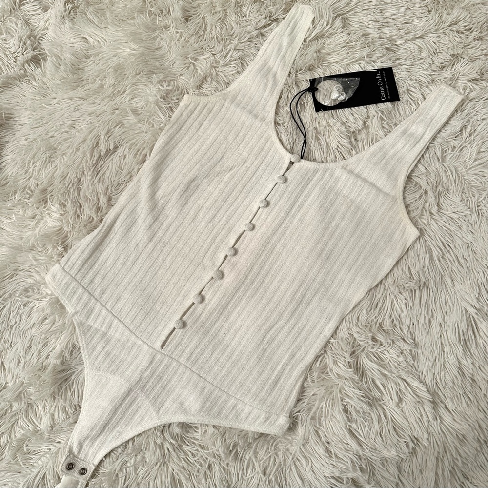 Privacy Please Gyle White Button-Front Ribbed Bodysuit Small - Picture 2 of 9